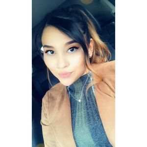 Meet your Posher, Lourdes